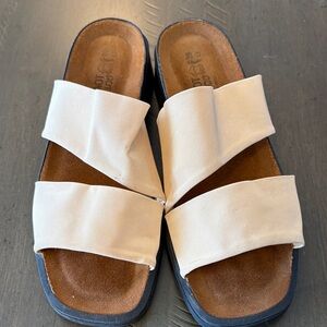 Naot Tan Slide Sandals size 8